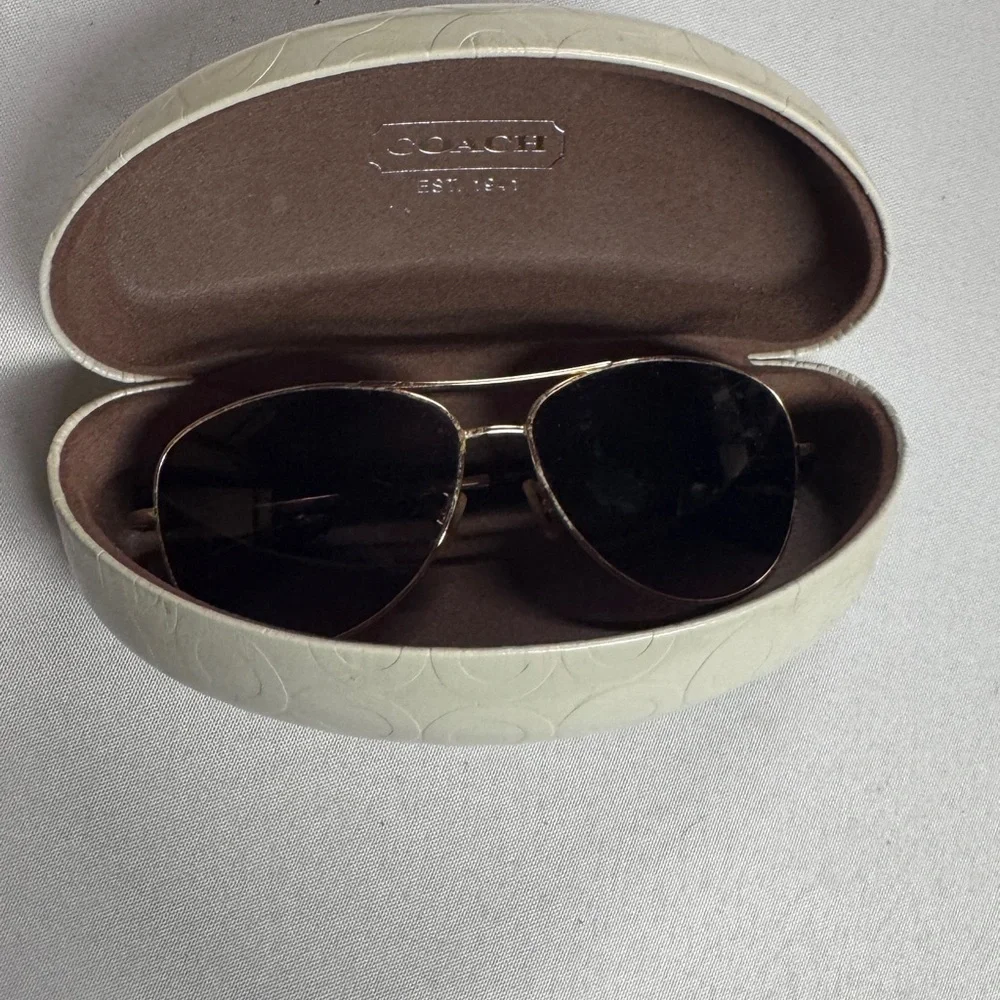 Coach Jaclyn Aviator Sunglasses Gold/Garnet - HC 7028 (L915 with Cream Case